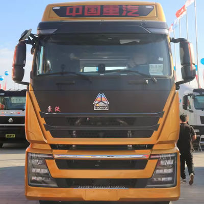 좋은 가격 사용 된 하우오 SINOTRUCK 6X4 트럭 헤드 T7H 460 유로 5 배기가스 트랙터 트럭 온라인으로