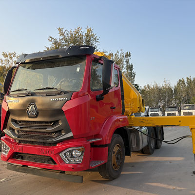 좋은 가격 시노트룩 6x4 하한 트랙터 380 HP 엔진과 Rhd 450L 연료 탱크 용량 사용자 정의 온라인으로