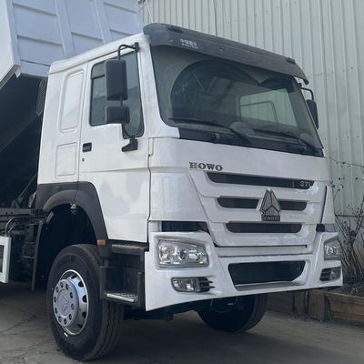좋은 가격 시노트럭 사용 하 고 Howo 덤프 트럭 6x4 유로 2 사양 5600X2300X1500mm 연료 탱크 300L 최대 짐 실력 30 톤 온라인으로